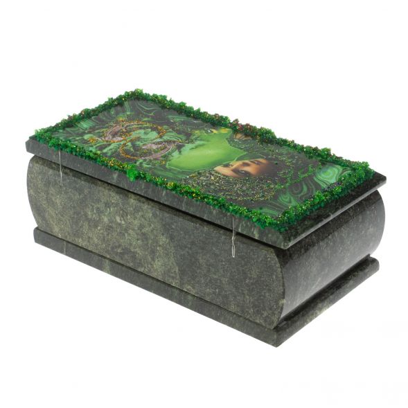 Шкатулка &amp;quot;Хозяйка медной горы&amp;quot; из змеевика 18х9х8 см 128749