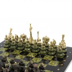 Шахматы "Русский стиль" фигуры бронза, змеевик