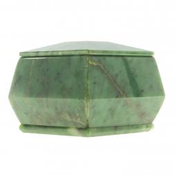 Шкатулка из нефрита "Талисман" 8,5х8,5х7 см