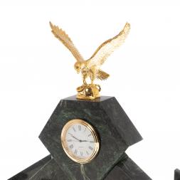 Настольный набор &amp;quot;Орел&amp;quot; из змеевика с бюваром и лотком А4