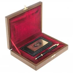 Подарочный набор &amp;quot;Гербовый&amp;quot; визитница и ручка Parker
