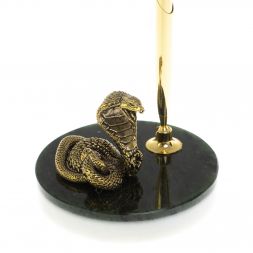 Сувенир "Кобра" с ручкой на нефрите