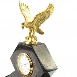 Письменный набор &amp;quot;Орел&amp;quot; из яшмы с настольным ковриком