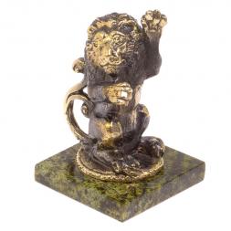 Сувенир из бронзы и змеевика &amp;quot;Лев сидит с поднятой лапой&amp;quot;