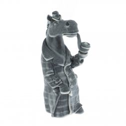Статуэтка "Конь в пальто с трубкой" из мрамолита
