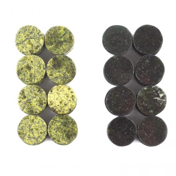 Игральные фишки для нард и шашек 25 мм из камня змеевик 32 штуки 121417