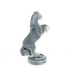 Статуэтка "Конь на дыбах" средний из мрамолита