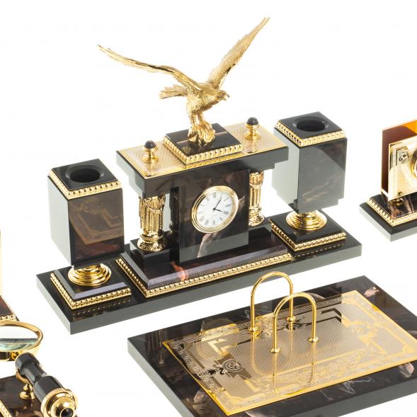 Настольный набор из яшмы и долерита &amp;quot;Орел&amp;quot; 114001