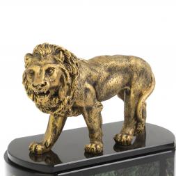 Часы &amp;quot;Лев&amp;quot; из шабровского змеевика и мрамолита