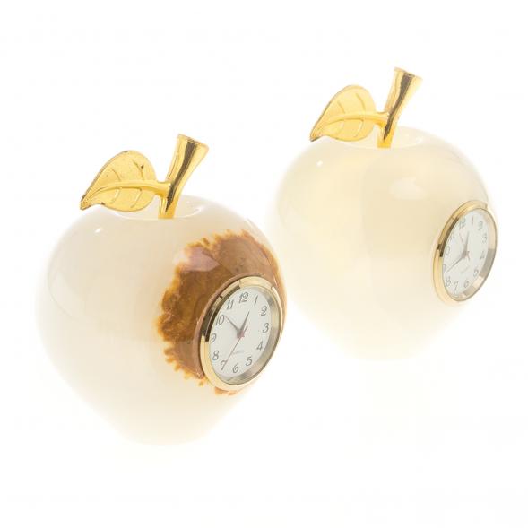 Часы «Яблоко» из белого оникса 7×9 см (3) 124641