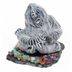 Сувенир &amp;quot;Обезьяна с гармошкой&amp;quot; из мрамолита