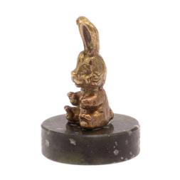 Сувенир &amp;quot;Зайчик сидит&amp;quot; из бронзы на подставке из черного змеевика