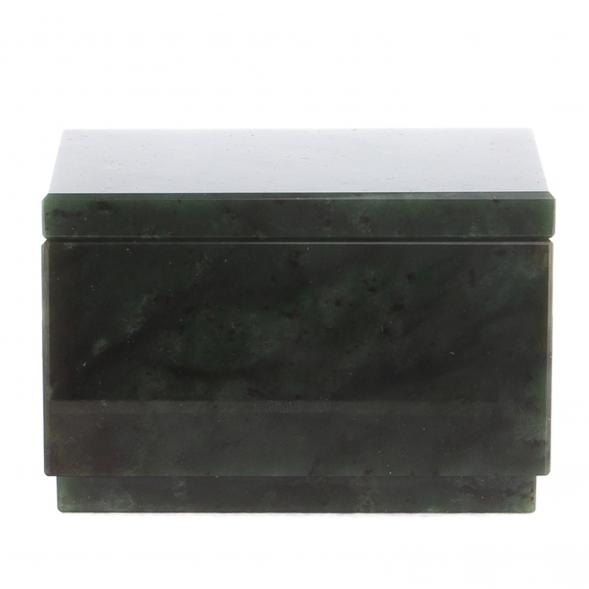 Шкатулка из нефрита 7,8х5х5 см 124574