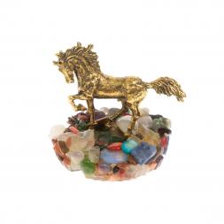 Статуэтка "Лошадь" на самоцветах
