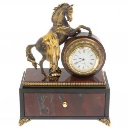 Часы со шкатулкой &amp;quot;Конь на дыбах&amp;quot; бронза яшма уральская