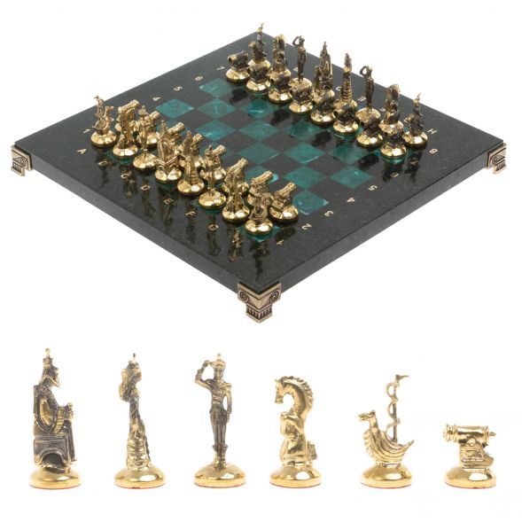 Шахматы &amp;quot;Итальянская война&amp;quot; фигуры бронза доска 28х28 см из змеевика 128253