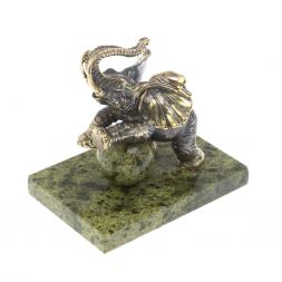 Статуэтка "Слон с шаром цирк" бронза змеевик