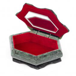 Шкатулка &amp;quot;Лепесток&amp;quot; малая камень змеевик 14х8х7 см