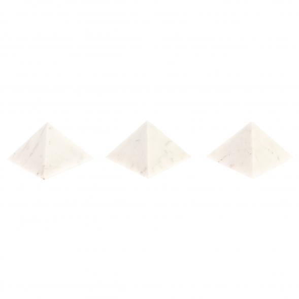 Пирамида из белого мрамора 11х11х7,5 см 126384