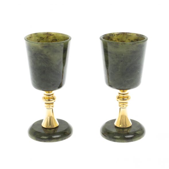 Набор из двух рюмок из нефрита 4х4х8,5 см 30 мл 129318
