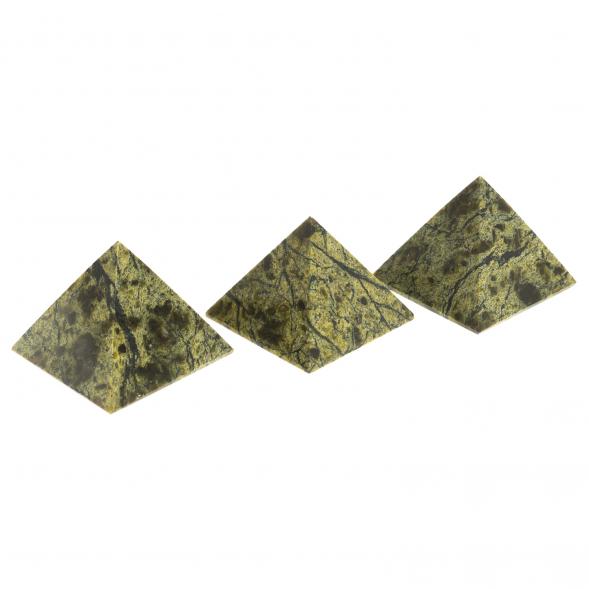 Пирамида 3х3х3 см камень змеевик 113730