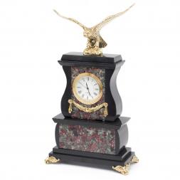 Часы &amp;quot;Орел&amp;quot; эвдиалит