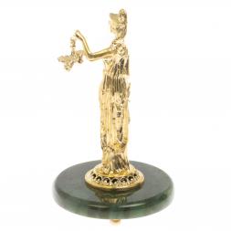 Фемида на подставке из нефрита 9,5х9,5х15 см