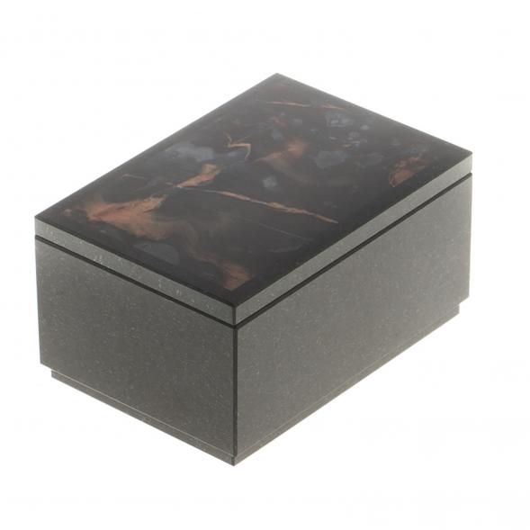 Шкатулка из яшмы 10х7х5,5 см 124535