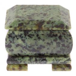 Шкатулка из нефрита 8х5,5х6 см