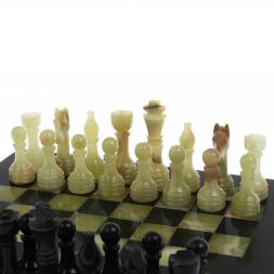 Настольные шахматы из оникса "Поединок" доска 30х30 см