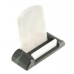 Подставка для телефона из змеевика и мрамора