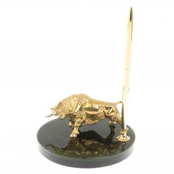 Статуэтка &amp;quot;Бык&amp;quot; с подставкой под ручку на нефрите 13х13х22 см