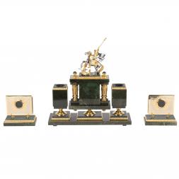 Настольный набор из нефрита &amp;quot;Георгий Победоносец&amp;quot;