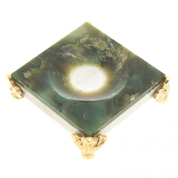 Подставка под шар из нефрита 8х8х2,5 см 123526