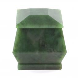 Нефритовая шкатулка "Талисман" 6х6х6,5 см