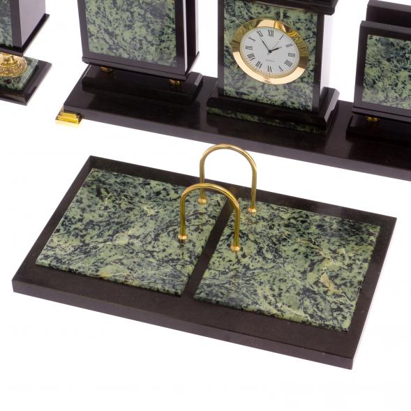 Письменный прибор из нефрита на ножках 125982