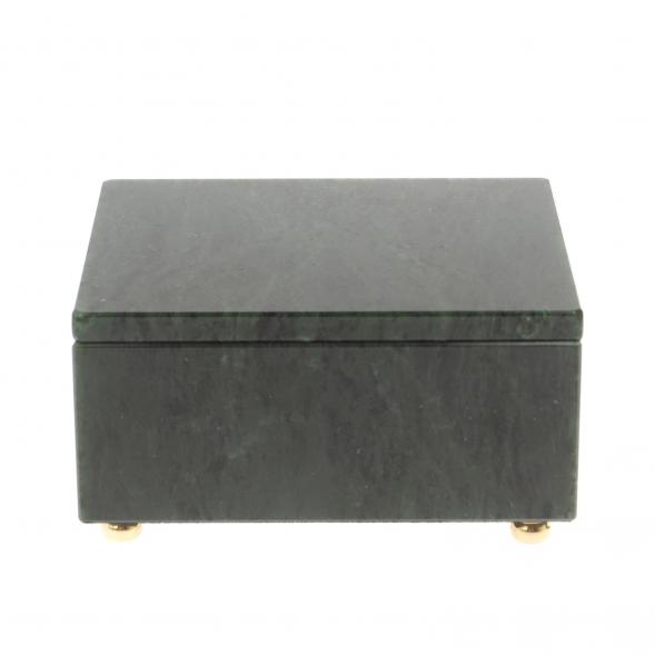 Шкатулка из нефрита на ножках 10х8,5х5,2 см 127108