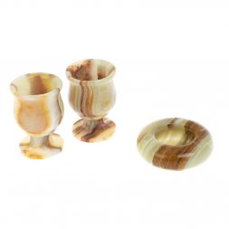 Набор водочный 2 рюмки и пепельница из оникса (2х3)