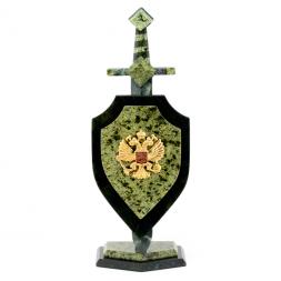 Сувенирный "Щит и меч" из камня змеевик 12х7х30 см