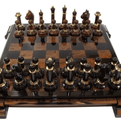 Шахматы из обсидиана