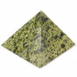 Пирамиды из змеевика